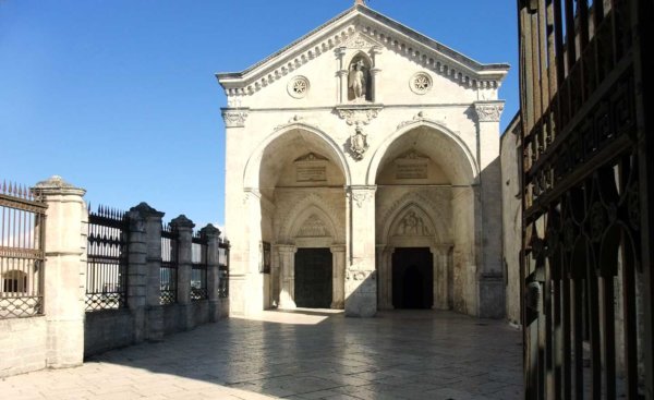 I misteri di Monte Sant’Angelo, il Monte Sacro di Puglia