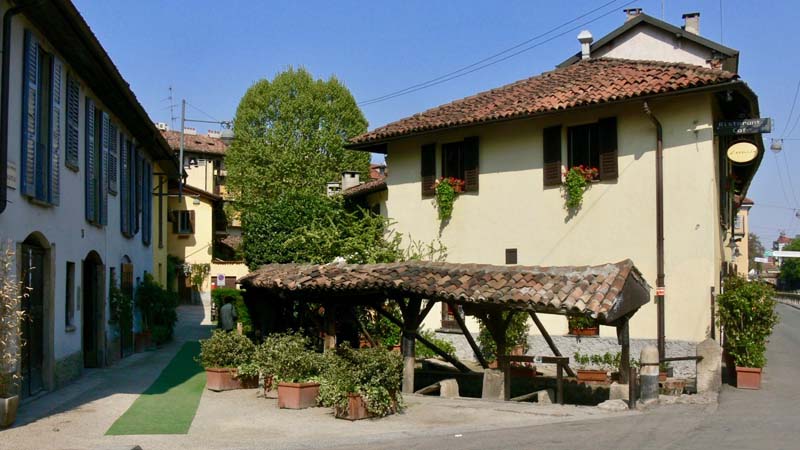 vicolo lavandai milano