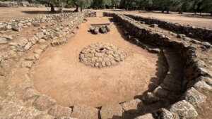 Santa Cristina Nuragic Sanctuary: the sacred well that speaks with the sky