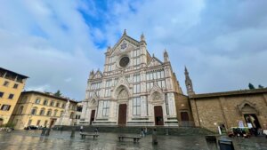 Basilica of Santa Croce in Florence: the Pantheon of Italian Glories