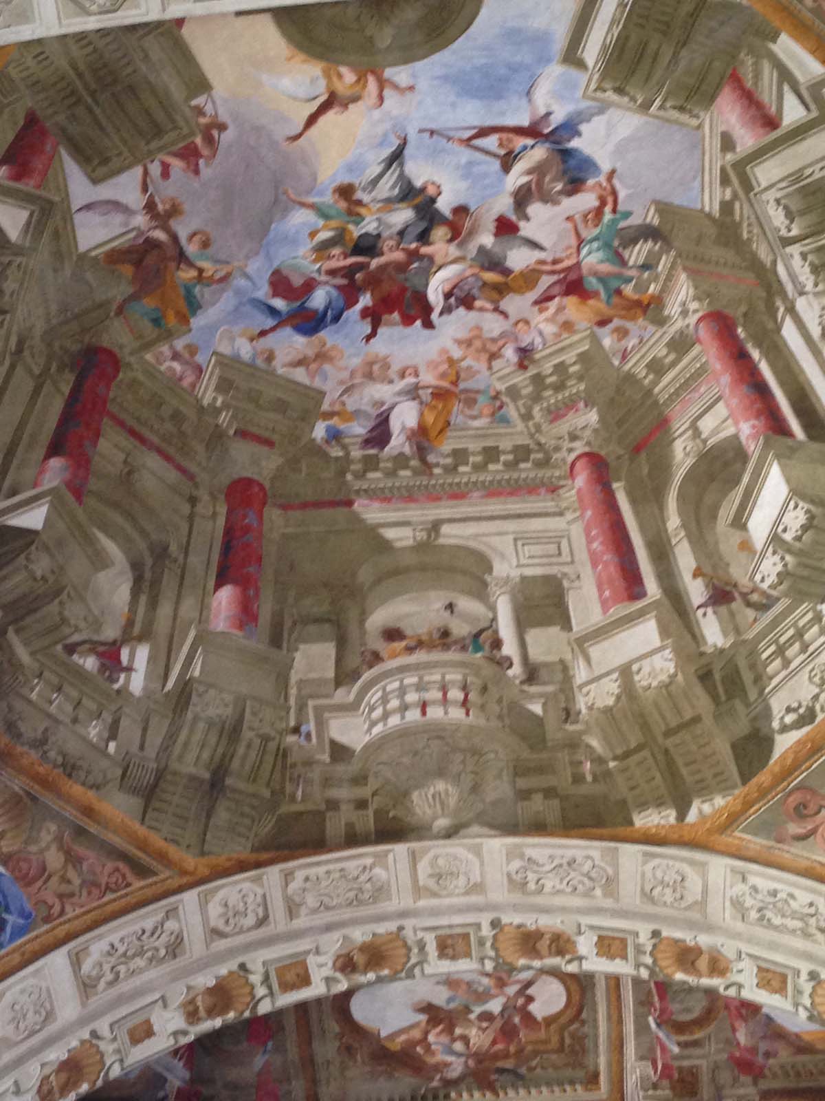 affreschi della chiesa della Missione