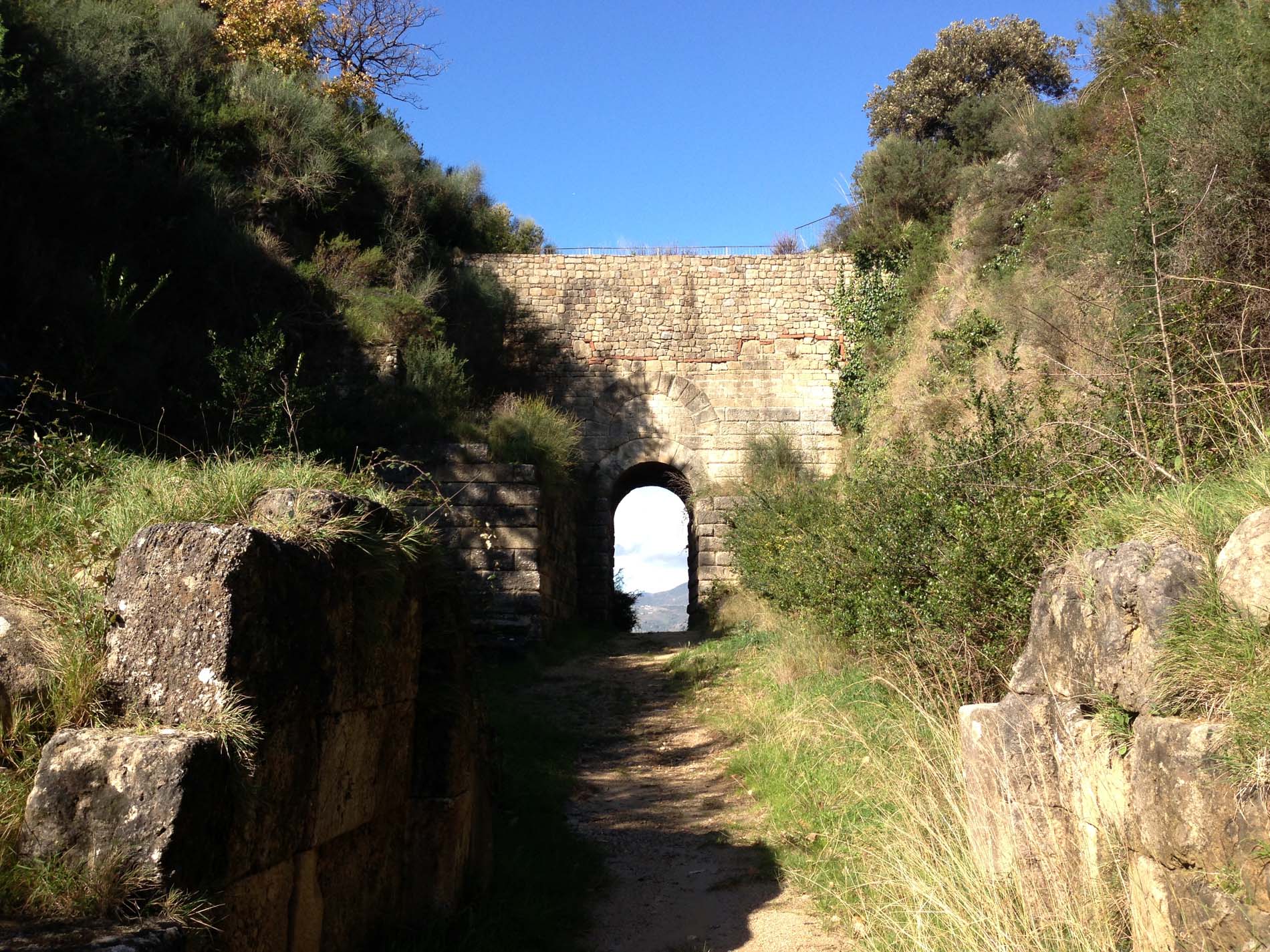 Porta Arcaica e Porta Rosa