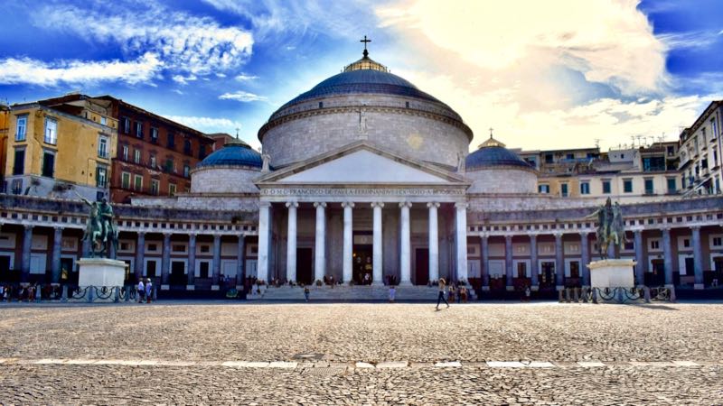 Piazza del Plebiscito