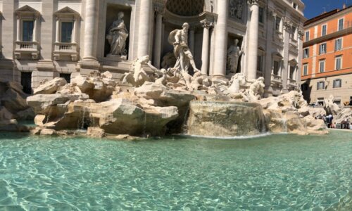 The ace of cups at the Trevi Fountain